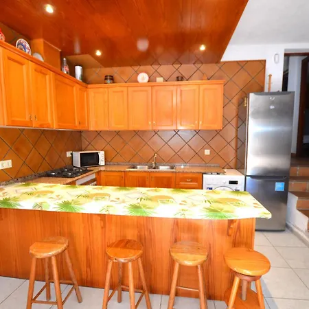 Villa Fernando 12 Personas 8km Lloret De Mar Gerona