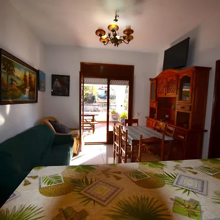 Fernando 12 Personas 8km Lloret De Mar