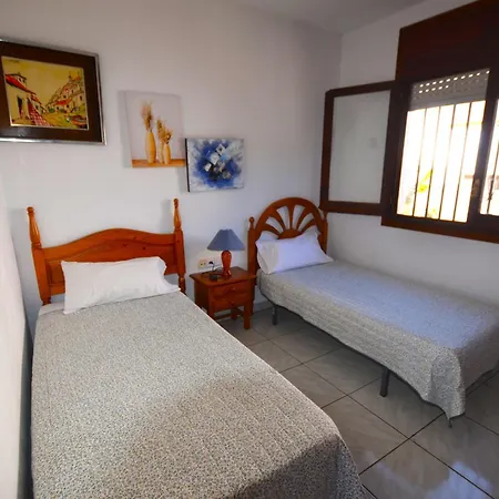 Fernando 12 Personas 8km Lloret De Mar Villa Girona