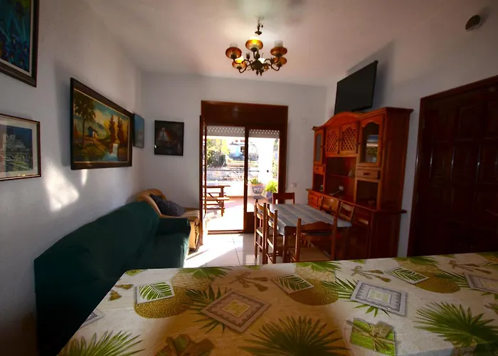 Fernando 12 Personas 8km Lloret De Mar