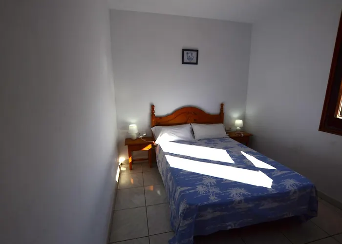 Villa Fernando 12 Personas 8km Lloret De Mar Girona