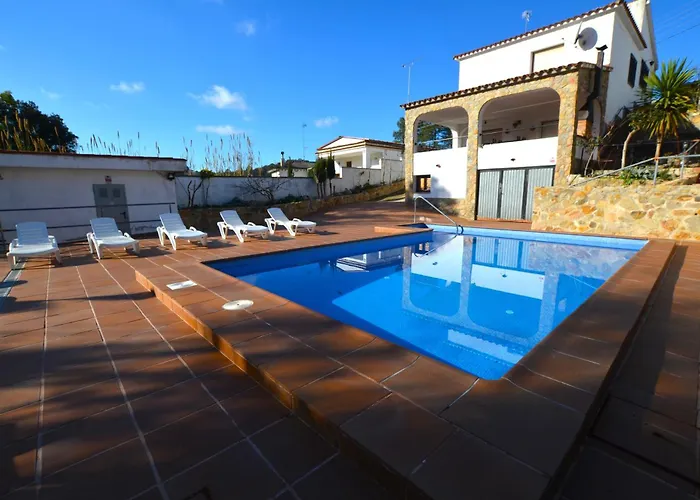 Fernando 12 Personas 8km Lloret De Mar * Жирона